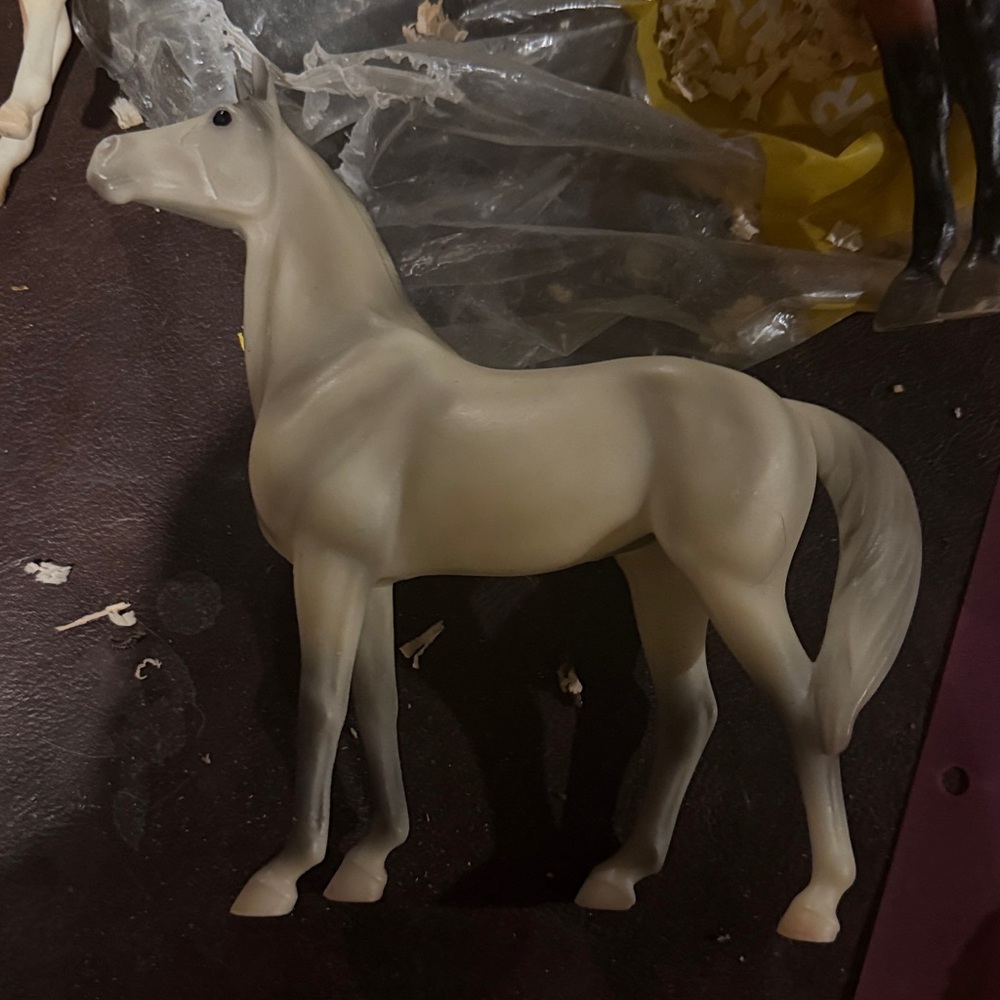 Breyer horse retired classic grey Horse Figurine